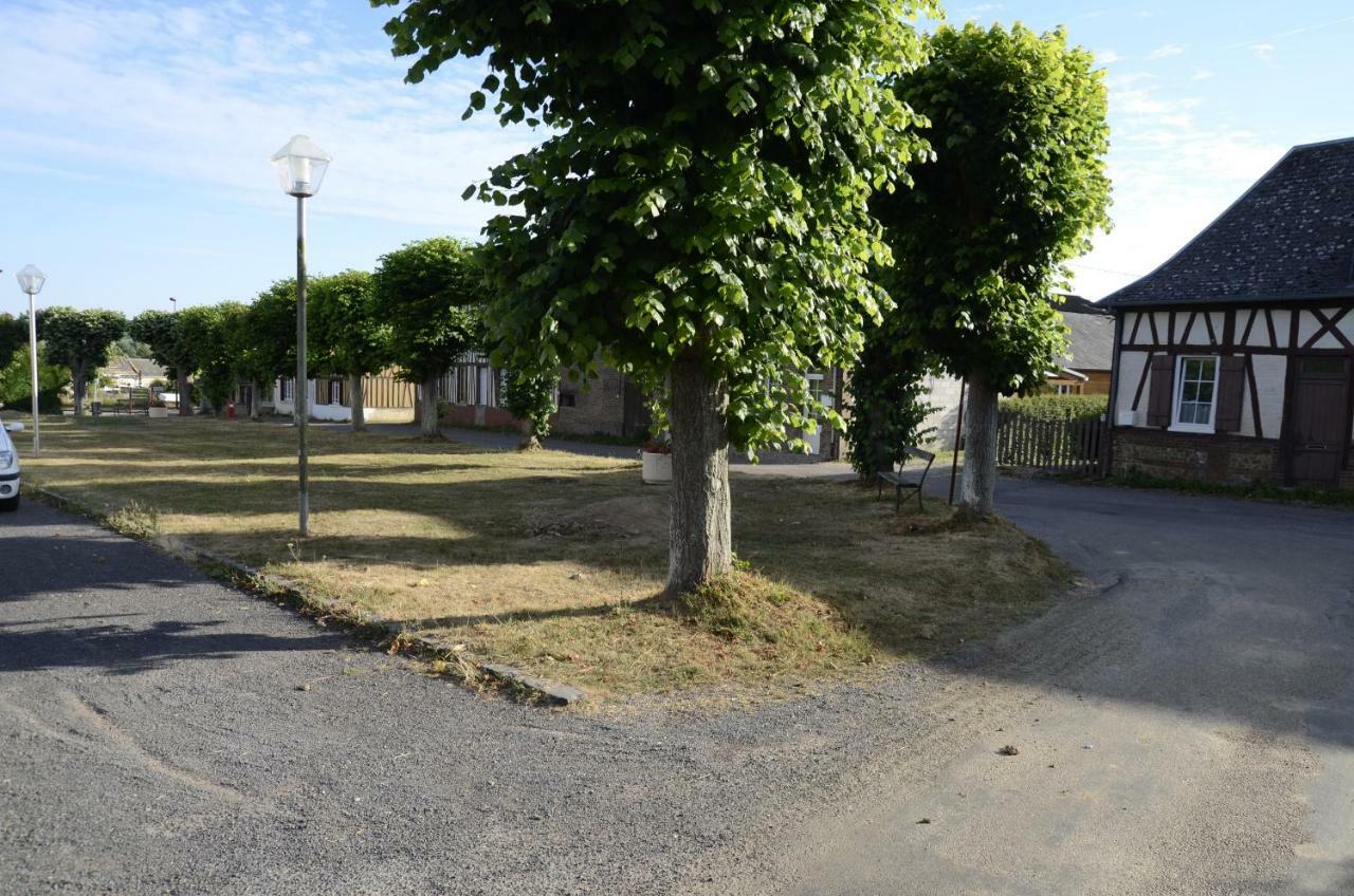 Gite De La Pature Le Thuit-Simer Екстер'єр фото